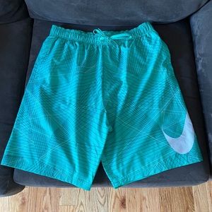 Men’s Nike bathing suit green, size medium